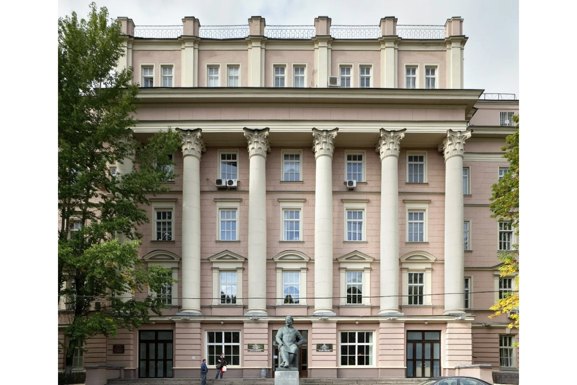 Sechenov University campus and university infrastructure