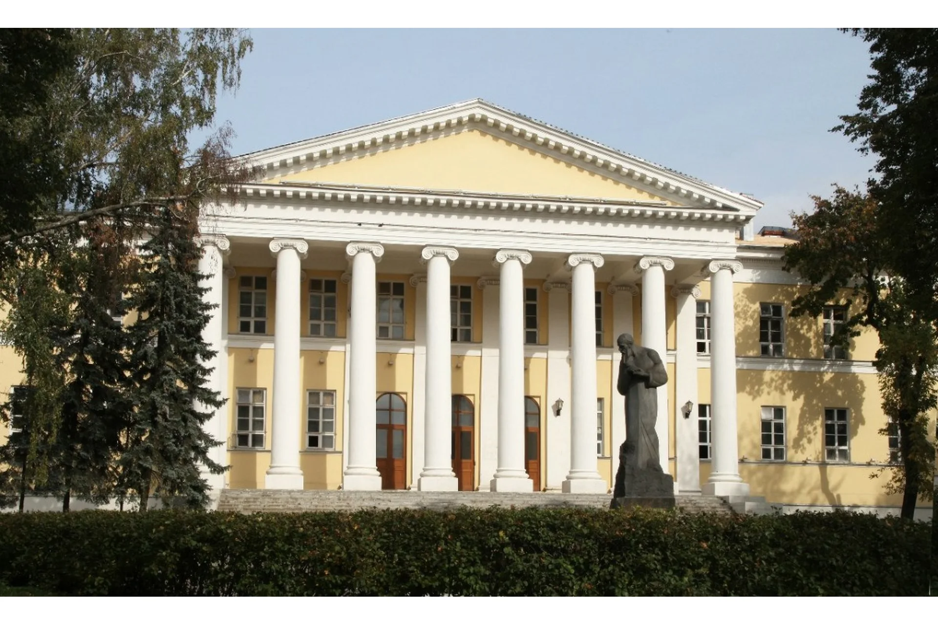 Sechenov University campus and university infrastructure